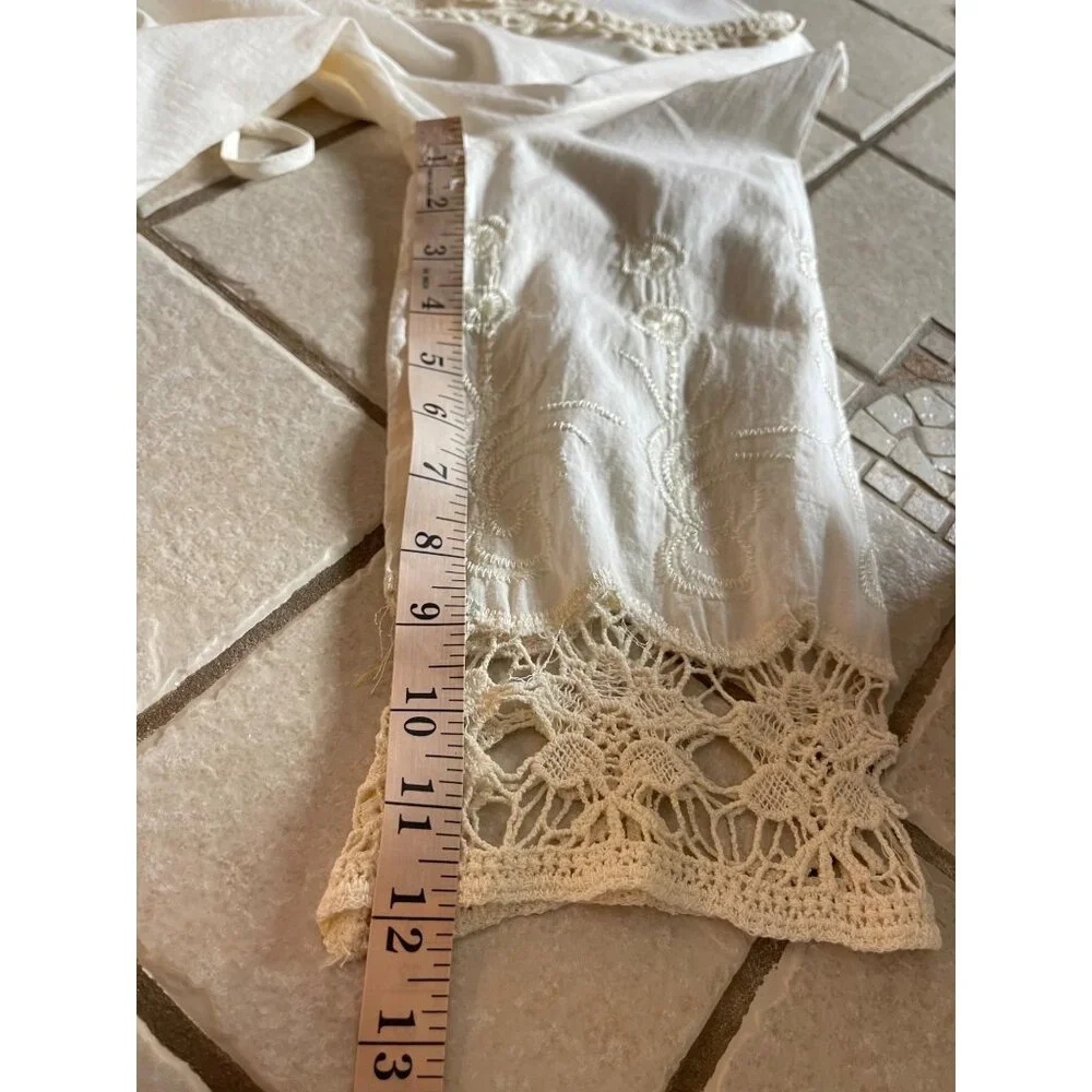Forgotten Grace Ivory Embroidered Crochet Tunic Top V-Neck 3/4Sleeve Size Large - Picture 14 of 17